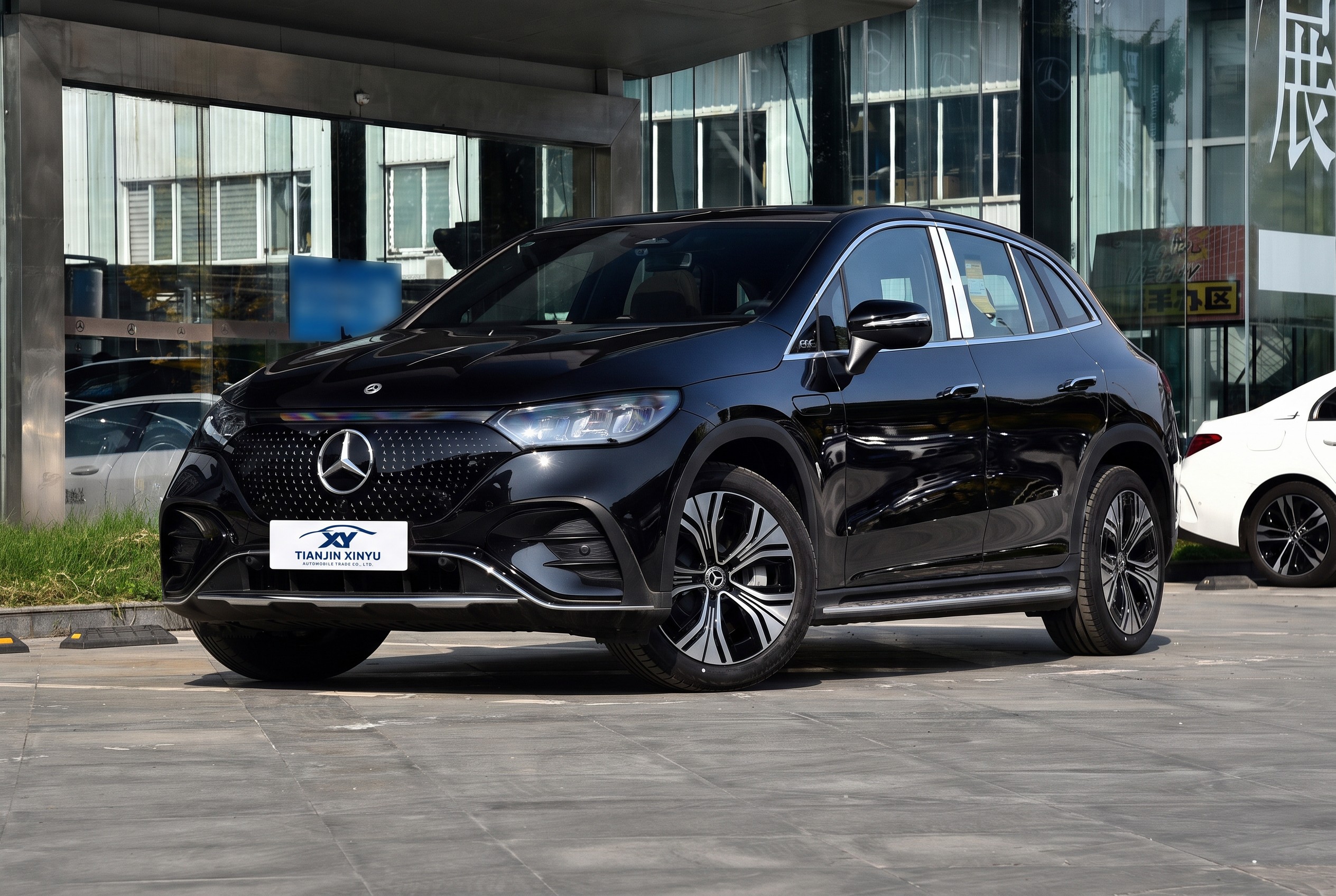 mercedes benz eqe suv