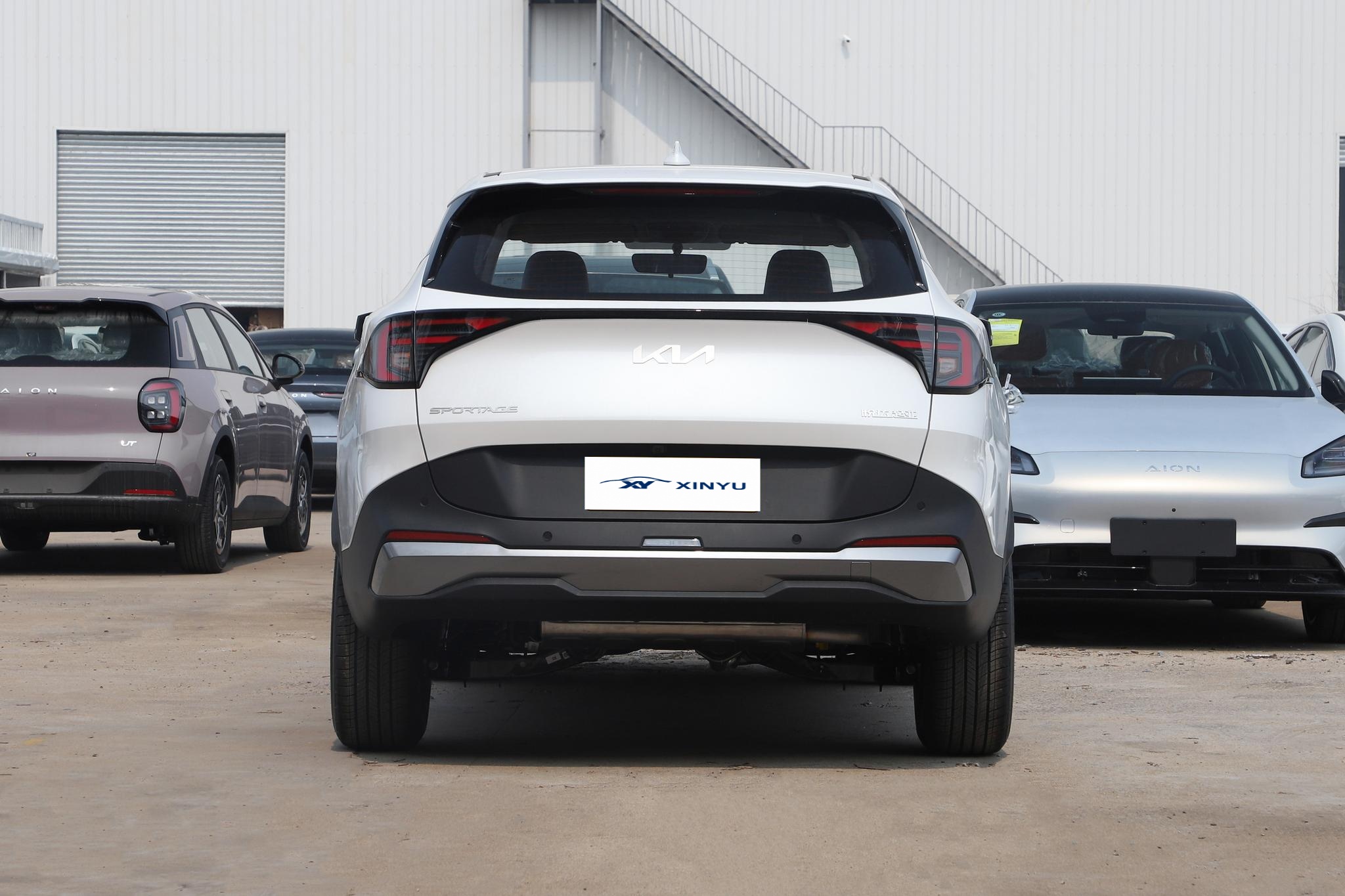 Kia Sportage Gasoline Vehicle Wholesale Compact SUV China Auto Exporter