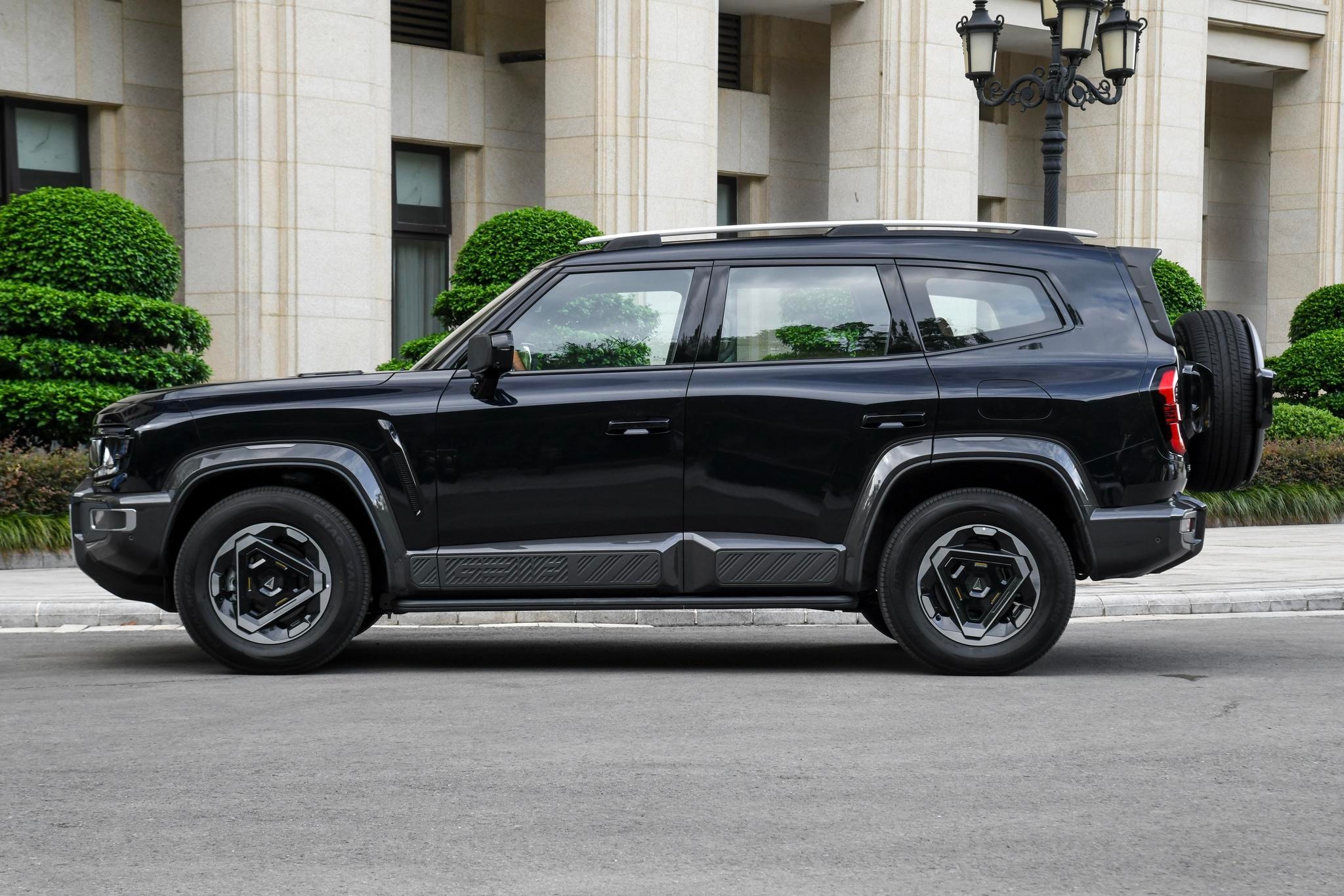 Changan Deapal G318 4WD Hybrid SUV 5-Door 5-Step New Energy Vehicle